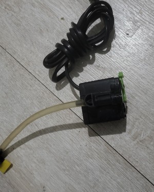 Dophin 3.2 watt akvaryum hava motoru sadece hava verir filtre yok ikinci el 