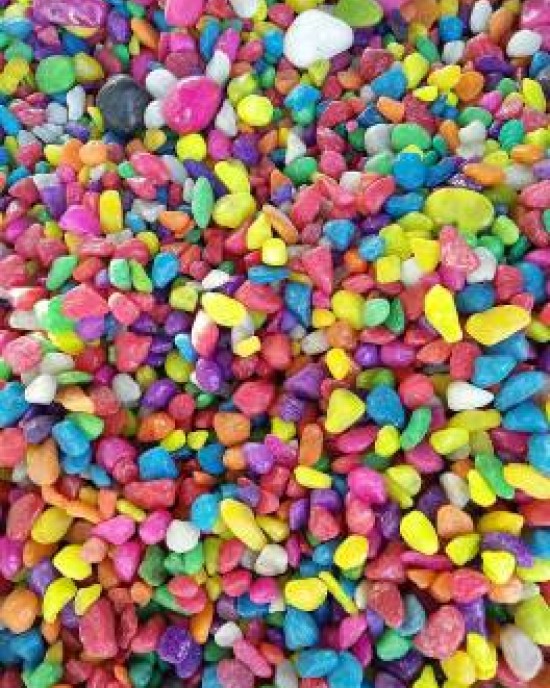 renkli çakıl 1 kg 0.5 cm