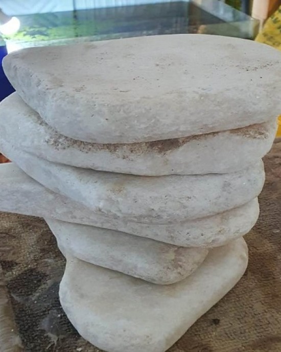 beyaz kalsit taşı 12-17 cm uzunluğunda 1 adet